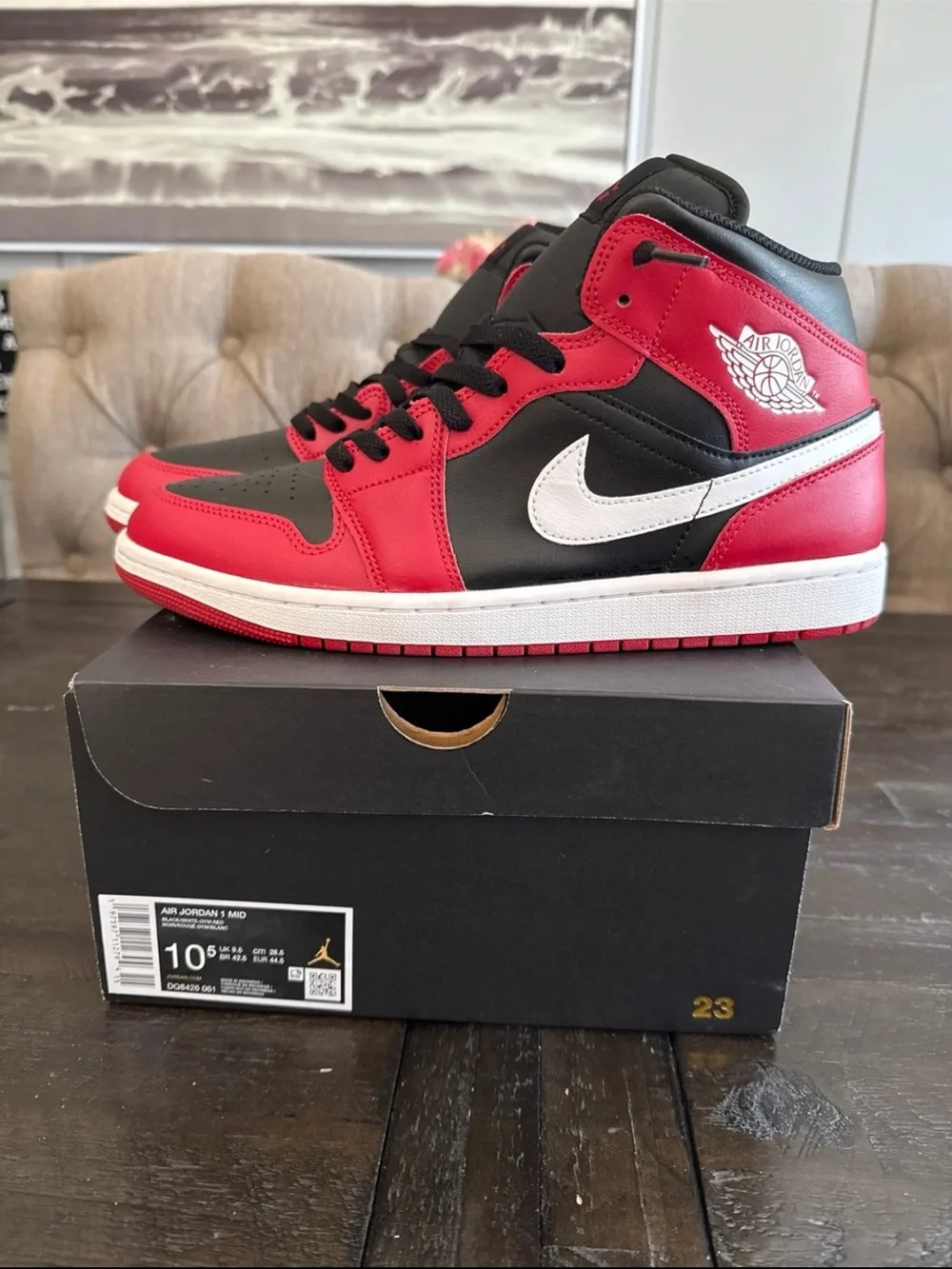 Jordan 1 Mid Gym Red Black White. Mens 10.5. pre-owned. Worn